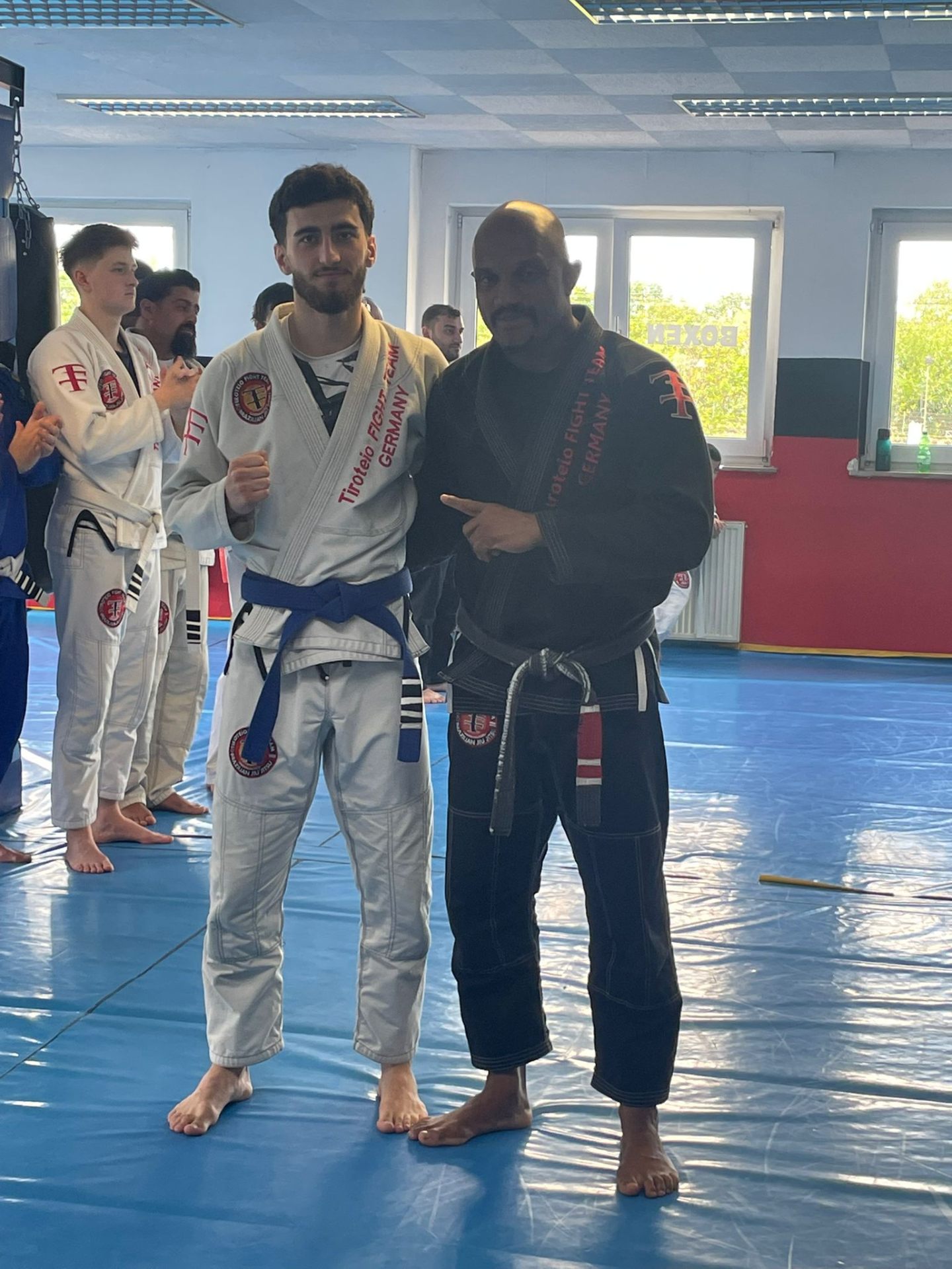 BJJ Oberhausen – Schüler Blaugurt mit Mestre Tiroteio