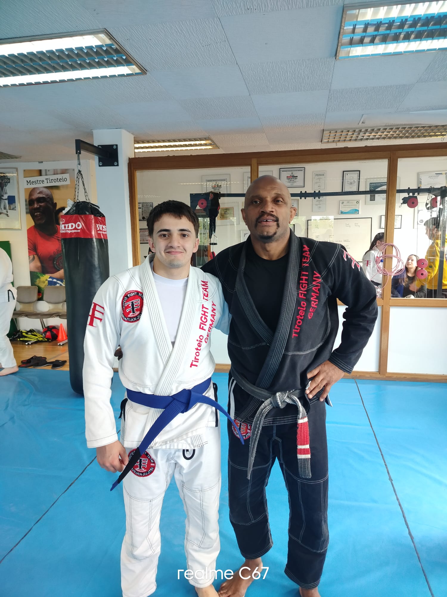 BJJ Oberhausen – Schüler mit Mestre Tiroteio